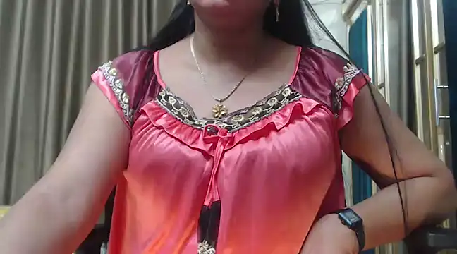 Snapshot of desi-maisa130 chatting on 03.09.25 desi-maisa130 online show from 03.09.25
