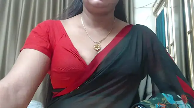 Snapshot of desi-maisa130 chatting on 03.22.25 desi-maisa130 online show from 03.22.25