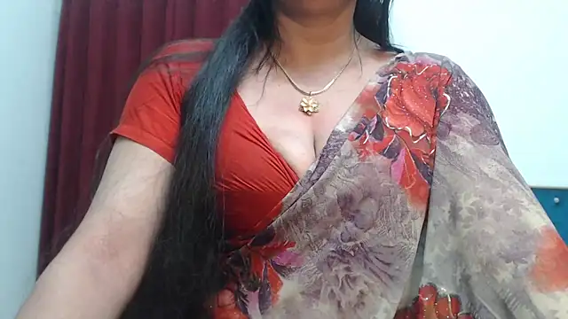 Snapshot of desi-maisa130 chatting on 09.15.25 desi-maisa130 online show from 09.15.25