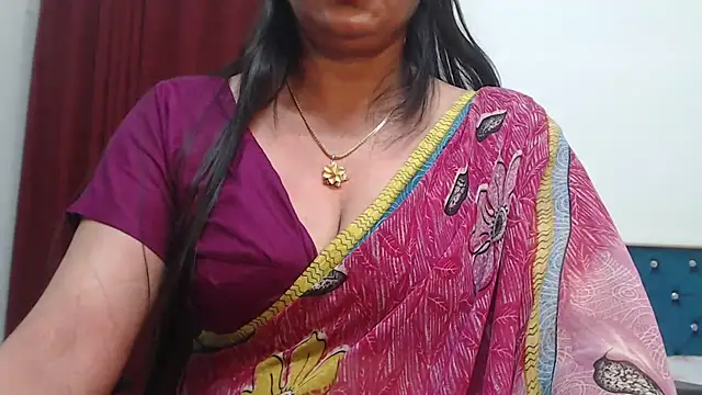 Snapshot of desi-maisa130 chatting on 09.19.25 desi-maisa130 online show from 09.19.25