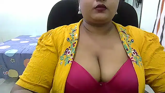 Snapshot of tamil_ureniya chatting on 01.01.25 tamil ureniya online show from 01.01.25