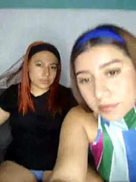 Snapshot of caro_sweett chatting on 01.12.25 caro sweett online show from 01.12.25