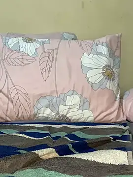 Snapshot of HornyxLadie chatting on 01.21.25 HornyxLadie online show from 01.21.25