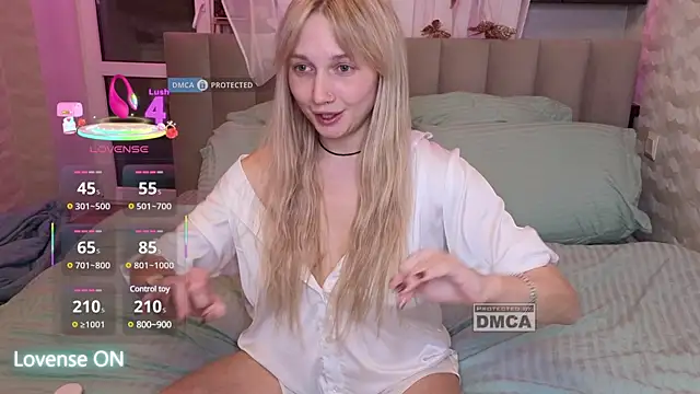 Snapshot of GoodGirl0024 chatting on 03.02.25 GoodGirl0024 online show from 03.02.25