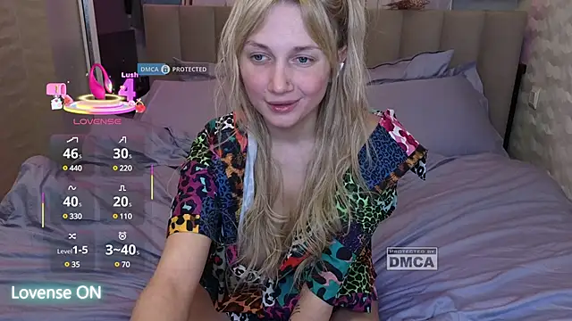 Snapshot of GoodGirl0024 chatting on 03.10.25 GoodGirl0024 online show from 03.10.25