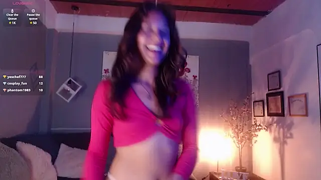 Snapshot of PoisonIvy15_ chatting on 01.11.25 PoisonIvy15 online show from 01.11.25