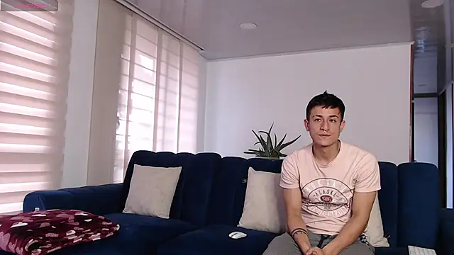 Snapshot of ashely_ryan24 chatting on 03.10.25 ashely ryan24 online show from 03.10.25