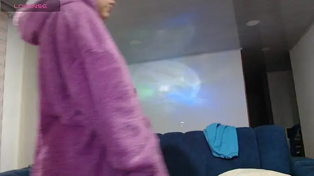 Snapshot of ashely_ryan24 chatting on 09.30.25 ashely ryan24 online show from 09.30.25