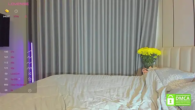 Snapshot of litbeauty chatting on 02.11.25 litbeauty online show from 02.11.25