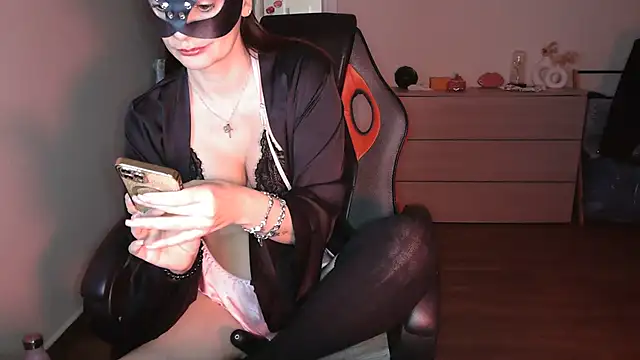 ladymask 2023 online show from 01.11.25