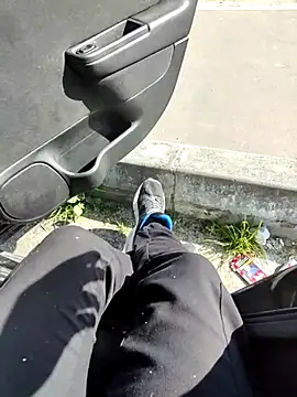 Snapshot of Bemgalado chatting on 02.26.25 Bemgalado online show from 02.26.25