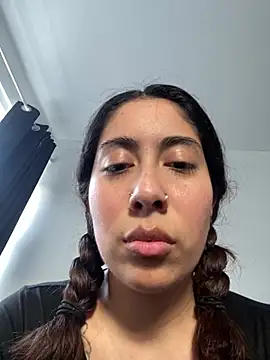 Snapshot of LorenaAnderson chatting on 03.09.25 LorenaAnderson online show from 03.09.25