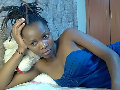 Snapshot of Naughty_Girl17 chatting on 02.14.25 Naughty Girl17 online show from 02.14.25