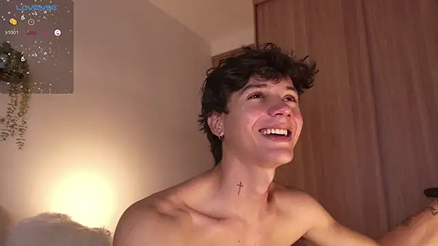 Snapshot of badboy_one_ chatting on 09.11.25 badboy one  online show from 09.11.25