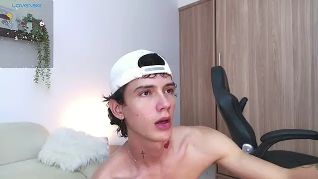 Snapshot of badboy_one_ chatting on 09.29.25 badboy one  online show from 09.29.25