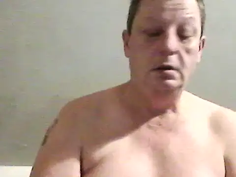Snapshot of chubbybear2cum chatting on 12.06.24 chubbybear2cum online show from 12.06.24