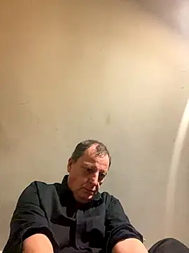 Snapshot of chubbybear2cum chatting on 11.05.25 chubbybear2cum online show from 11.05.25