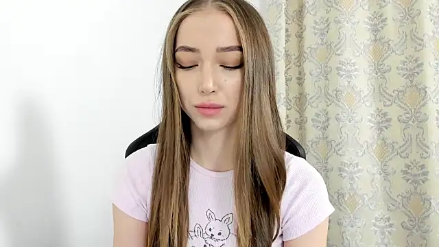 Snapshot of Sweet-bb chatting on 12.02.24 Sweet-bb online show from 12.02.24