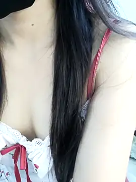 Snapshot of _Linez_ chatting on 09.12.25  Linez  online show from 09.12.25