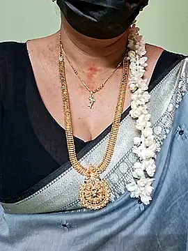 Snapshot of ananya956 chatting on 02.27.25 ananya956 online show from 02.27.25