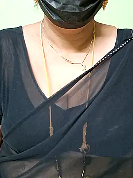 Snapshot of ananya956 chatting on 03.03.25 ananya956 online show from 03.03.25