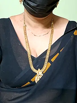 Snapshot of ananya956 chatting on 03.08.25 ananya956 online show from 03.08.25