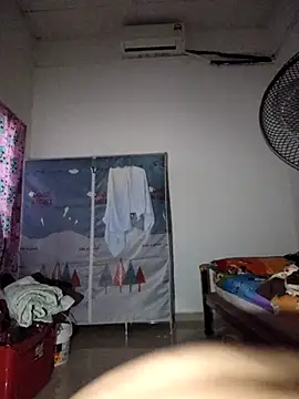 Snapshot of LiuQianXi5726 chatting on 01.31.25 LiuQianXi5726 online show from 01.31.25