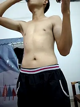 Snapshot of LiuQianXi5726 chatting on 03.18.25 LiuQianXi5726 online show from 03.18.25