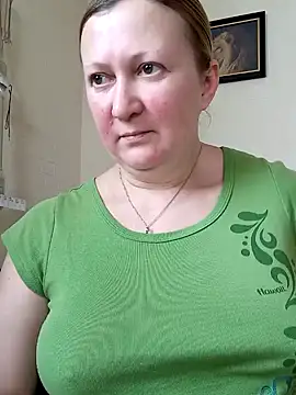 Snapshot of blondyaguar chatting on 01.30.25 blondyaguar online show from 01.30.25