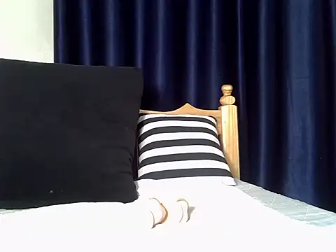 curvy natallie online show from 09.30.25