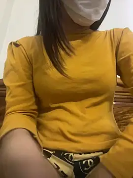Snapshot of Tuongvy05 chatting on 02.26.25 Tuongvy05 online show from 02.26.25