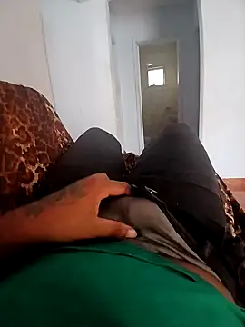 Snapshot of morenogts69 chatting on 02.09.25 morenogts69 online show from 02.09.25