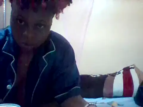 Snapshot of EBONYVANILLA02 chatting on 01.14.25 EBONYVANILLA02 online show from 01.14.25