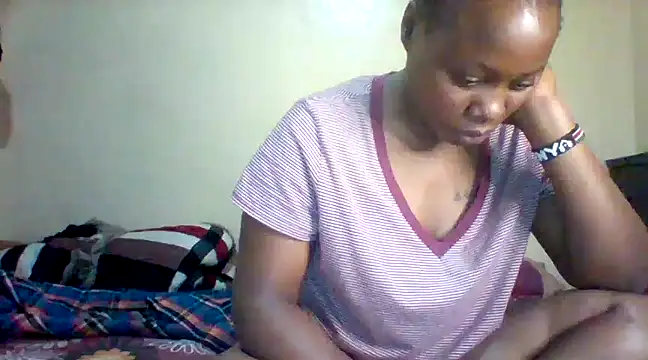 Snapshot of EBONYVANILLA02 chatting on 02.27.25 EBONYVANILLA02 online show from 02.27.25