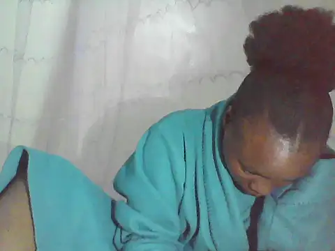 Snapshot of EBONYVANILLA02 chatting on 09.14.25 EBONYVANILLA02 online show from 09.14.25