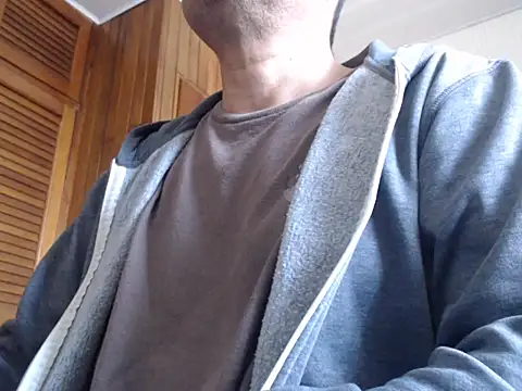 Snapshot of lover_camer chatting on 10.27.25 lover camer online show from 10.27.25