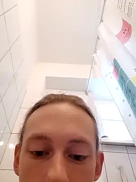 Snapshot of Dudetime chatting on 09.17.25 Dudetime online show from 09.17.25