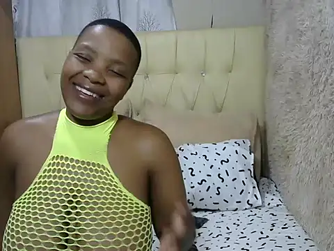 Snapshot of Xxxsluts chatting on 01.05.25 Xxxsluts online show from 01.05.25