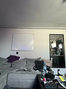 Snapshot of Livewithlucy chatting on 03.14.25 Livewithlucy online show from 03.14.25