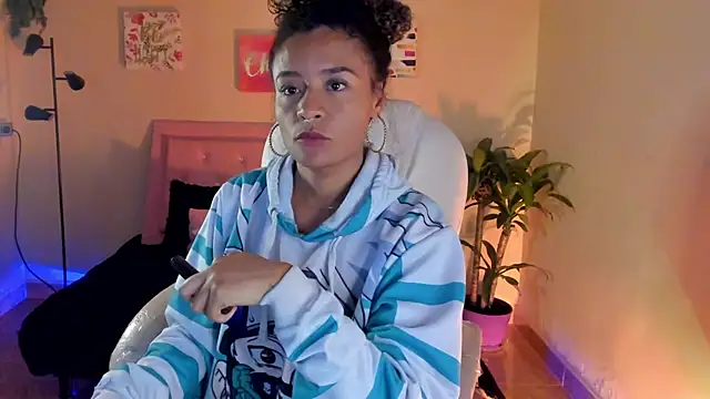 keyla roberts777 online show from 02.26.25