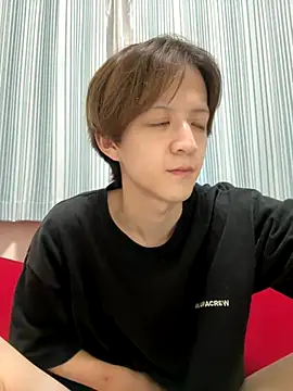 Snapshot of yuuuuma578 chatting on 11.13.25 yuuuuma578 online show from 11.13.25