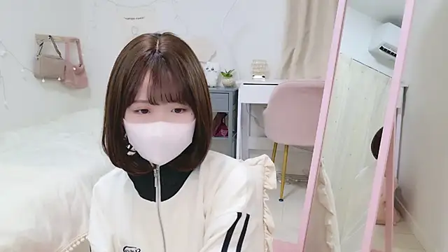 Snapshot of Sayuringo_ chatting on 01.20.25 Sayuringo  online show from 01.20.25