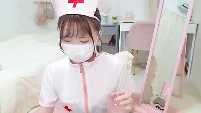 Snapshot of Sayuringo_ chatting on 02.18.25 Sayuringo  online show from 02.18.25