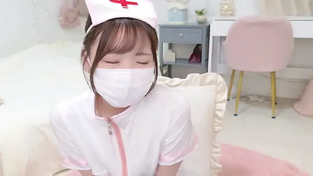 Snapshot of Sayuringo_ chatting on 02.18.25 Sayuringo  online show from 02.18.25