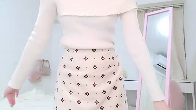 Snapshot of Sayuringo_ chatting on 03.11.25 Sayuringo  online show from 03.11.25