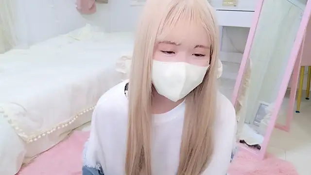 Snapshot of Sayuringo_ chatting on 03.11.25 Sayuringo  online show from 03.11.25