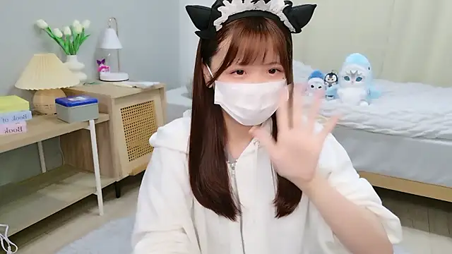 Snapshot of Sayuringo_ chatting on 10.15.25 Sayuringo  online show from 10.15.25