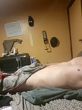 Snapshot of BigDDave6979 chatting on 02.28.25 BigDDave6979 online show from 02.28.25