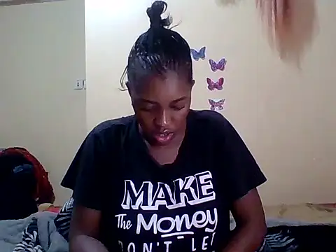 Snapshot of Zara_Twilight chatting on 02.11.25 Zara Twilight online show from 02.11.25