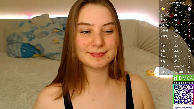 Snapshot of MurrrWorren chatting on 01.03.25 MurrrWorren online show from 01.03.25